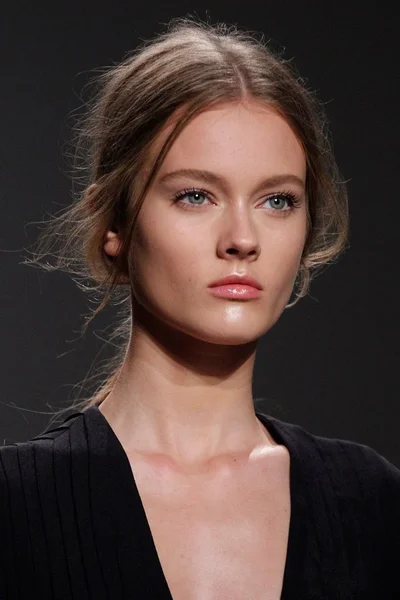Look 37